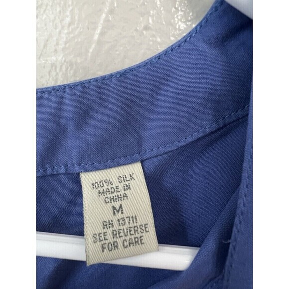 90s Lord & Taylor Silk Blue Button Down Blouse Tailored Size Medium Shirt Top - Picture 7 of 9